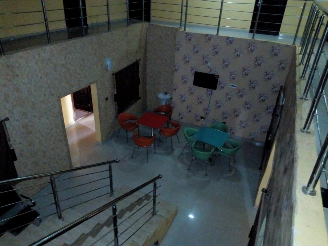 Gen-Preston Hotel And Suites Papalanto Экстерьер фото